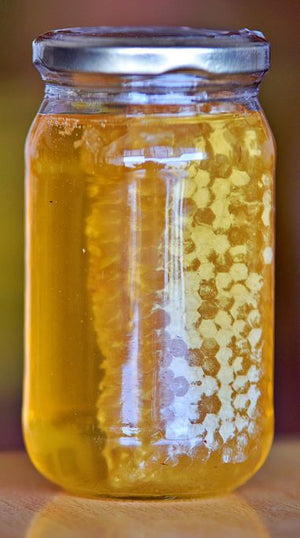 
                  
                    Cut Honeycomb with Honey
                  
                